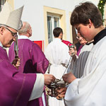 Bischof Rudolf in der Pfarrei Paring