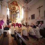 Bischof Rudolf in der Pfarrei Paring