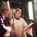 Bischof Rudolf in der Pfarrei Paring